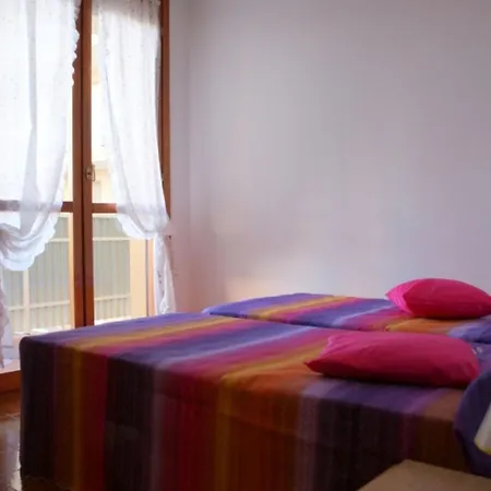 Experience Comfort By The Pool Appartement Bibione