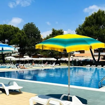 Experience Comfort By The Pool Bibione