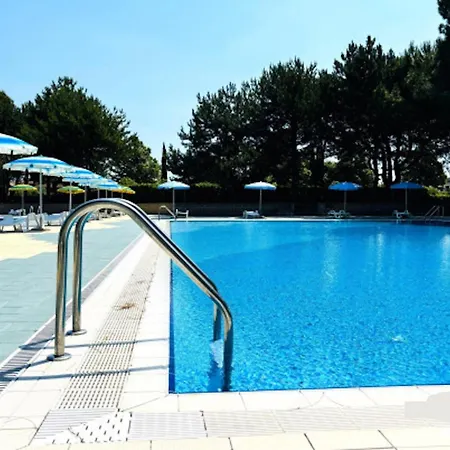 Experience Comfort By The Pool * Bibione