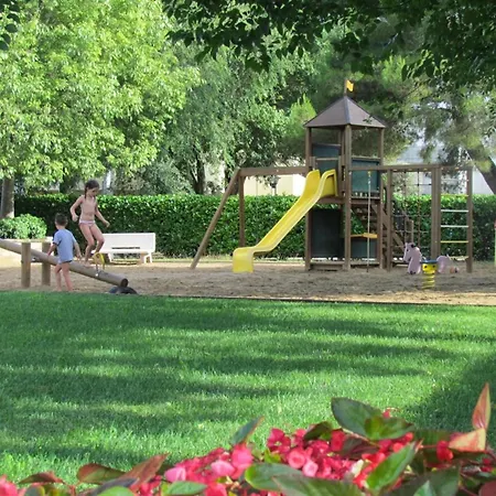 Апартаменты Experience Comfort By The Pool Бибионе