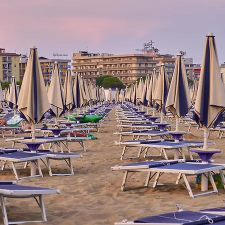 Διαμέρισμα Experience Comfort By The Pool - Beahost