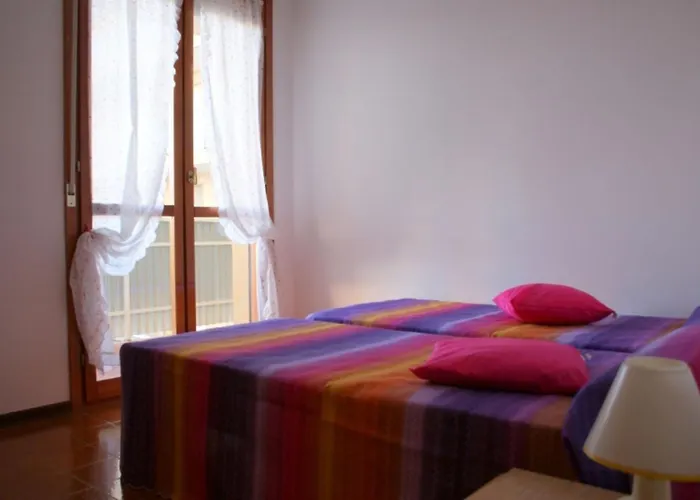 Experience Comfort By The Pool Appartement Bibione