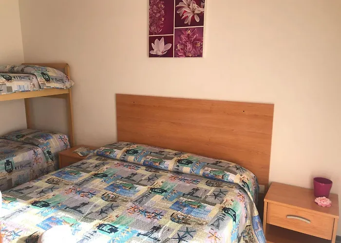 Experience Comfort By The Pool Apartament *